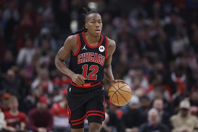 东契奇45+11+13库里空砍26+10 独行侠力克勇士