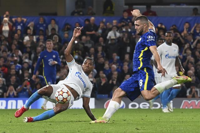 巴萨官方：费兰-托雷斯参加部分合练